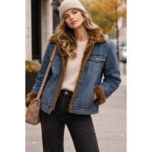 St. John’s Bay Faux Fur Lined Denim Jacket Women’s Large Vintage Y2K Sherpa Jean
